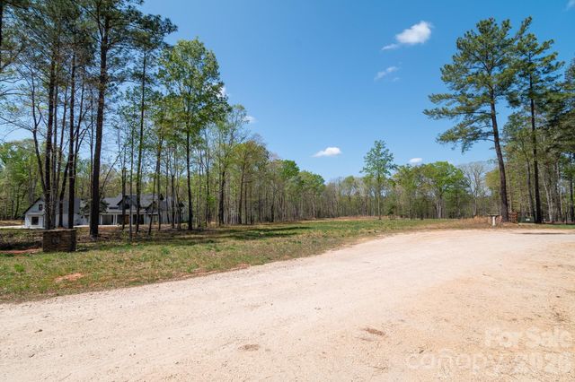 2170 Two Sisters Drive, Lancaster, SC 29720