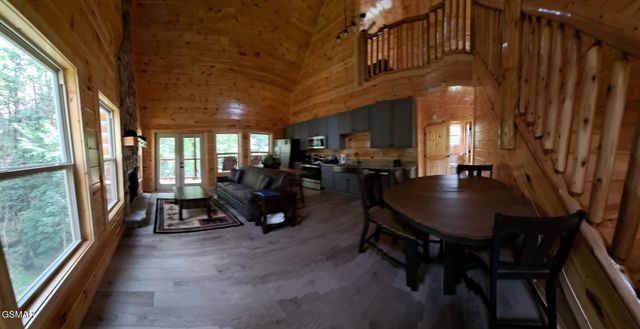 2218 Ridgeland Circle, Sevierville, TN 37862