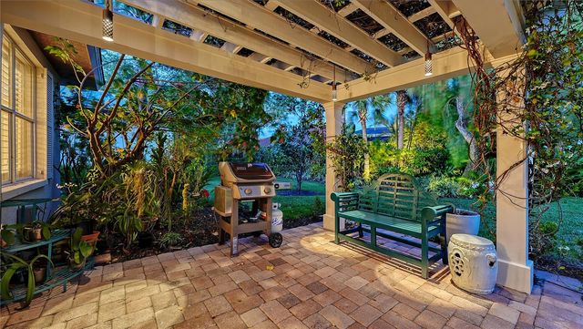 7809 ALLEN ROBERTSON PLACE, Sarasota, FL 34240