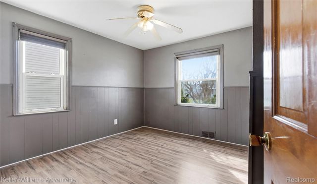 13800 Birrell Street, Southgate, MI 48195