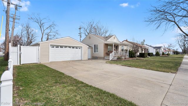13800 Birrell Street, Southgate, MI 48195
