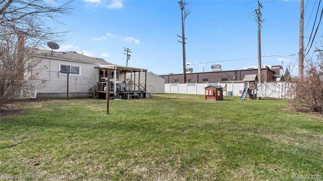 13800 Birrell Street, Southgate, MI 48195