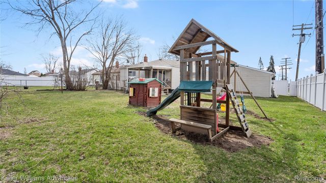 13800 Birrell Street, Southgate, MI 48195