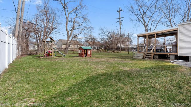 13800 Birrell Street, Southgate, MI 48195