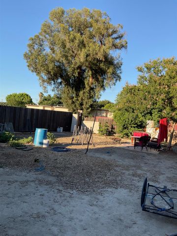 626 Santa Fe Ave, Empire, CA 95319