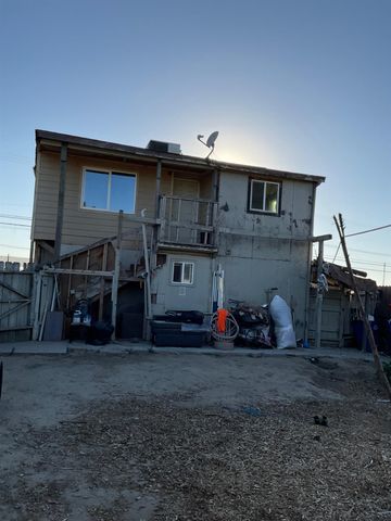 626 Santa Fe Ave, Empire, CA 95319