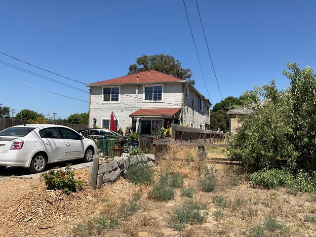 626 Santa Fe Ave, Empire, CA 95319