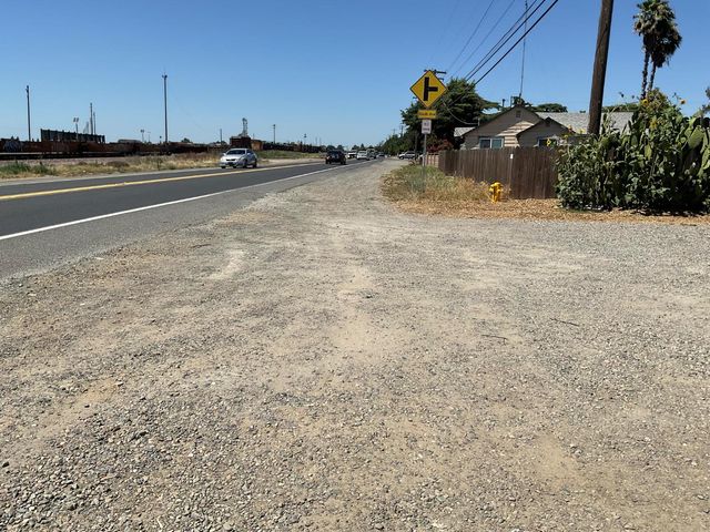 626 Santa Fe Ave, Empire, CA 95319