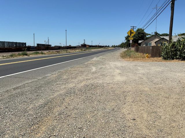 626 Santa Fe Ave, Empire, CA 95319