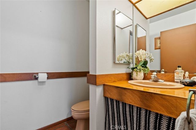 3902 Legend Circle, Huntington Beach, CA 92649