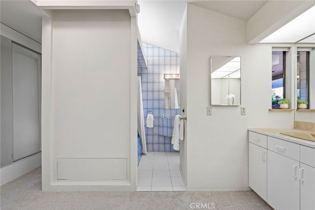 3902 Legend Circle, Huntington Beach, CA 92649