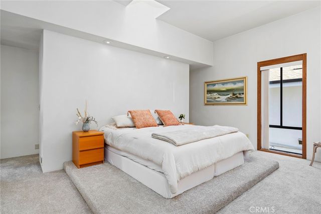 3902 Legend Circle, Huntington Beach, CA 92649