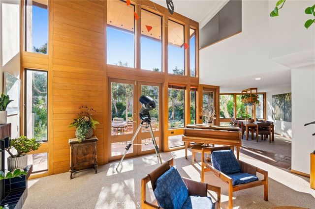 3902 Legend Circle, Huntington Beach, CA 92649