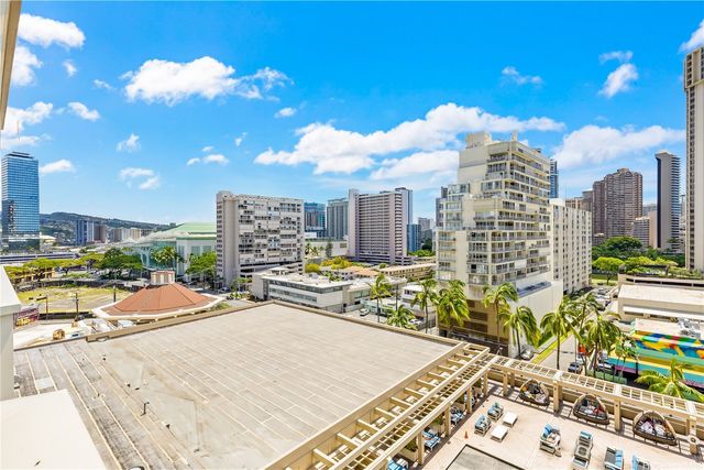 410 Atkinson Drive 913, Honolulu, HI 96814