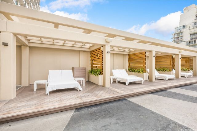 410 Atkinson Drive 913, Honolulu, HI 96814