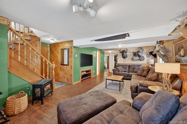 31 Newbury Street, Monroe, NY 10950