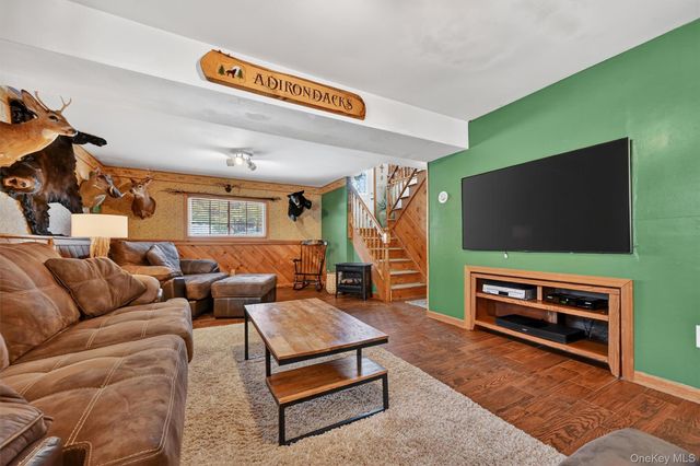 31 Newbury Street, Monroe, NY 10950