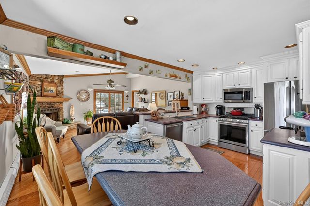 31 Newbury Street, Monroe, NY 10950