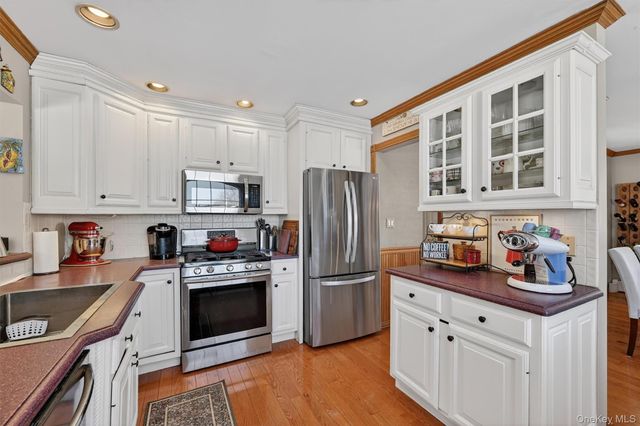 31 Newbury Street, Monroe, NY 10950