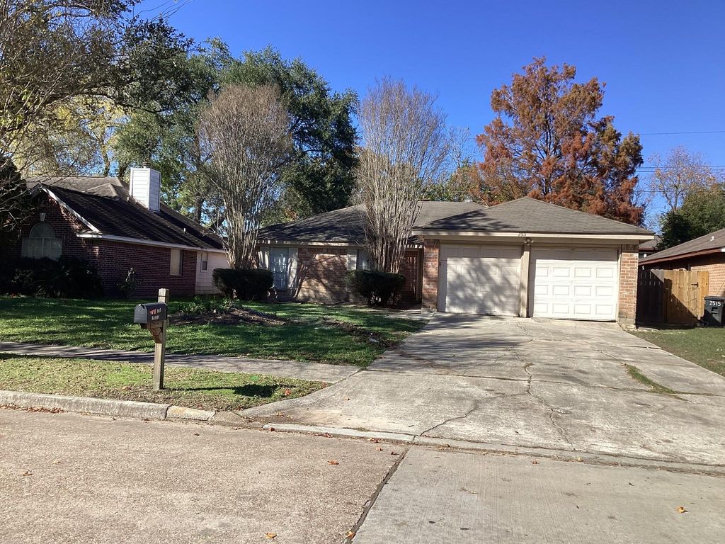 2511 Peaceful Valley Drive, Spring, TX 77373