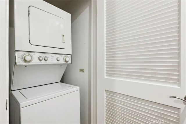 2750 Artesia Boulevard 206, Redondo Beach, CA 90278