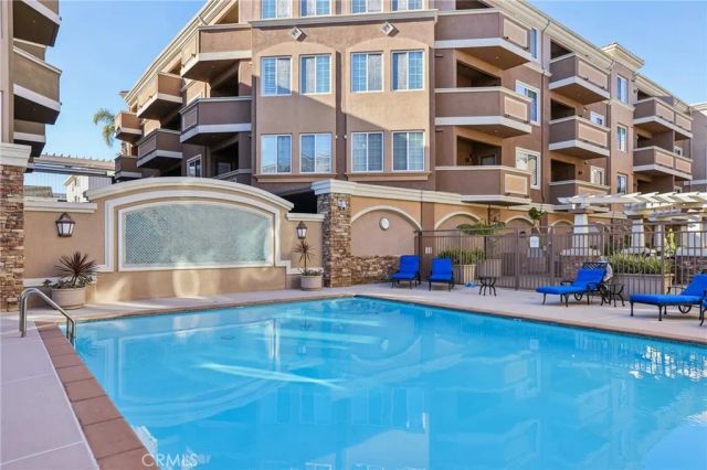 2750 Artesia Boulevard 206, Redondo Beach, CA 90278