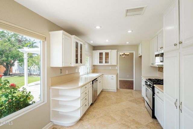 5382 Meadowbluff Court, Camarillo, CA 93012