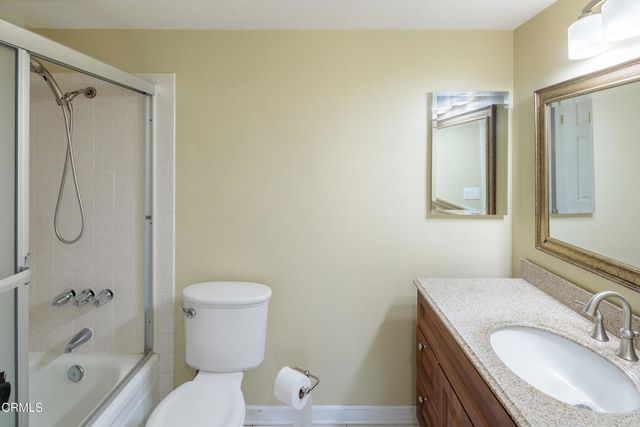 5382 Meadowbluff Court, Camarillo, CA 93012