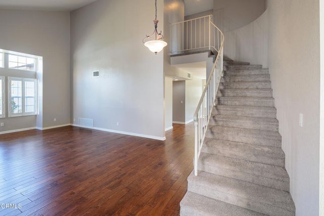 5382 Meadowbluff Court, Camarillo, CA 93012