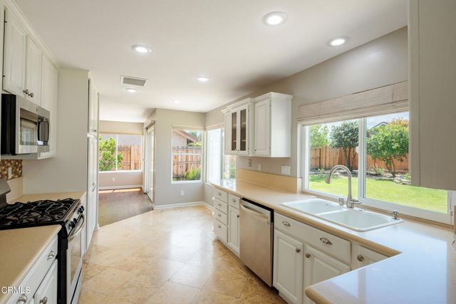 5382 Meadowbluff Court, Camarillo, CA 93012