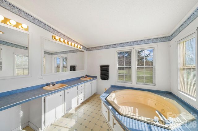 139 Old Fallston Road, Cherryville, NC 28021