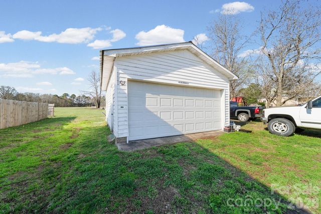 139 Old Fallston Road, Cherryville, NC 28021