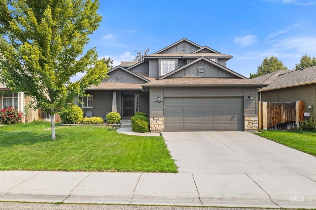 4424 E Arborvitae Dr, Boise, ID 83716 photo 1