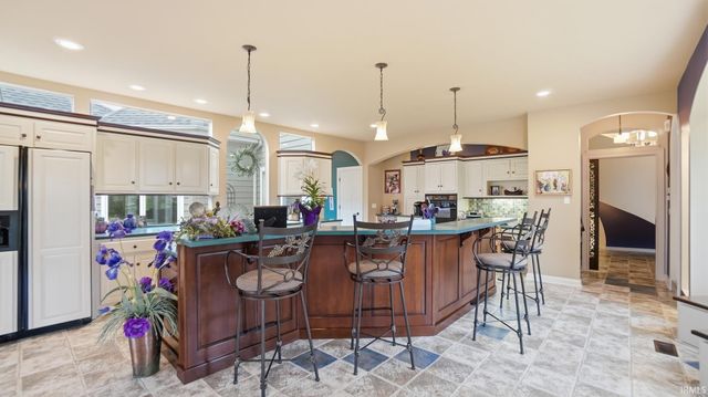 11801 Sylvan Meadows Drive, Fort Wayne, IN 46814