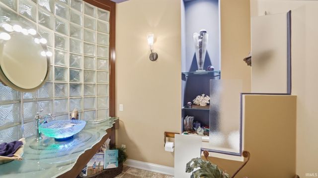 11801 Sylvan Meadows Drive, Fort Wayne, IN 46814