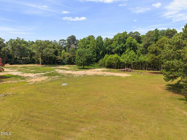 6600 Sunset Lake Road, Fuquay Varina, NC 27526