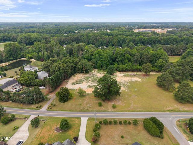 6600 Sunset Lake Road, Fuquay Varina, NC 27526