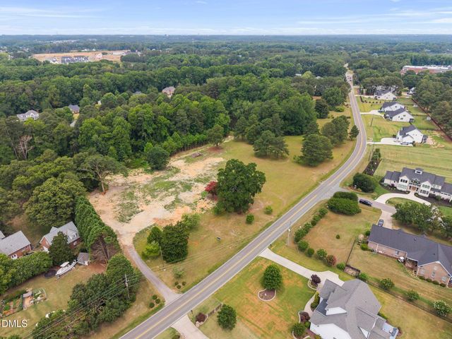 6600 Sunset Lake Road, Fuquay Varina, NC 27526