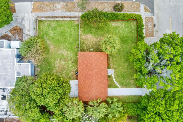 6312 GARDEN Avenue, West Palm Beach, FL 33405