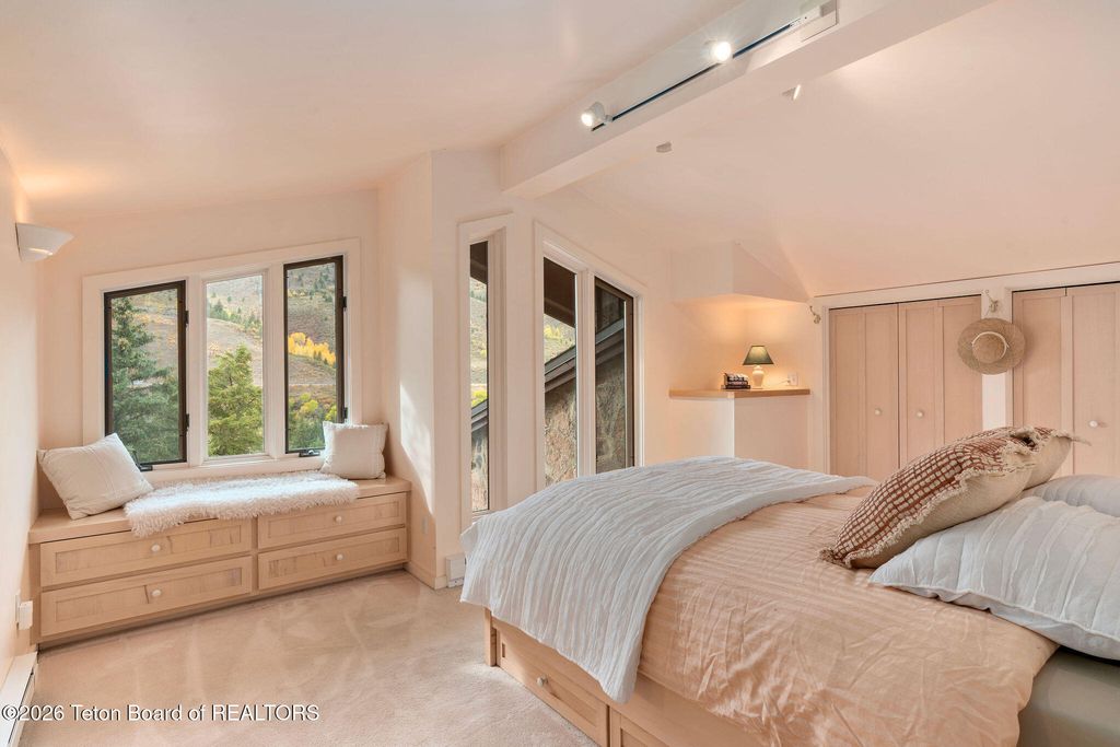 12000 S PALMER CREEK Drive, Jackson, WY 83001 photo 17