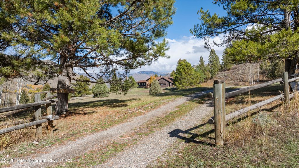 12000 S PALMER CREEK Drive, Jackson, WY 83001 photo 3