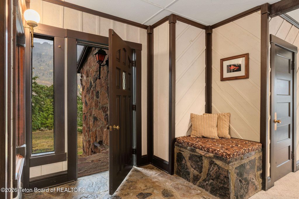 12000 S PALMER CREEK Drive, Jackson, WY 83001 photo 5