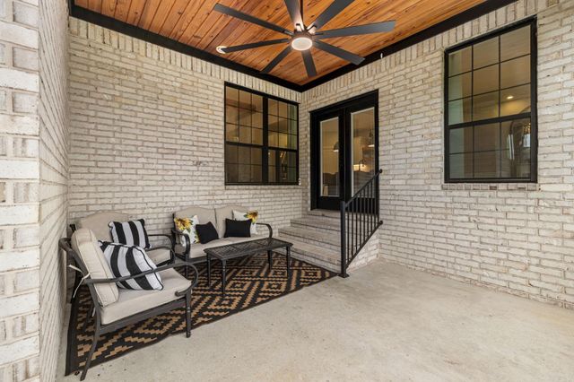 1583 Waterford Drive, Cabot, AR 72023