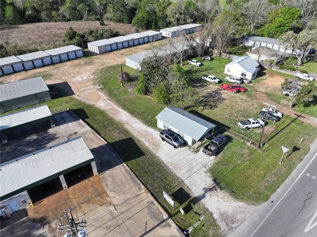 839 Highway 159 W, Bellville, TX 77418