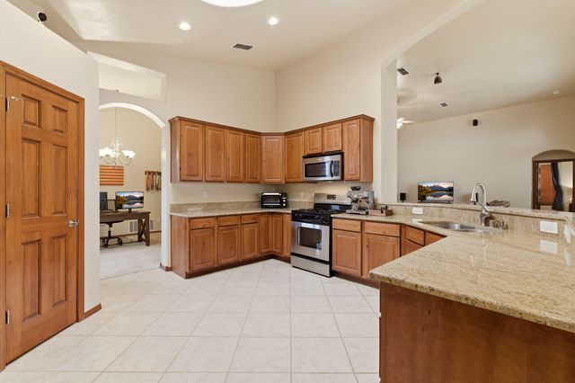 8715 Warm Springs Road NW, Albuquerque, NM 87120