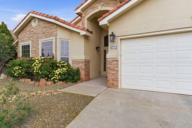 8715 Warm Springs Road NW, Albuquerque, NM 87120