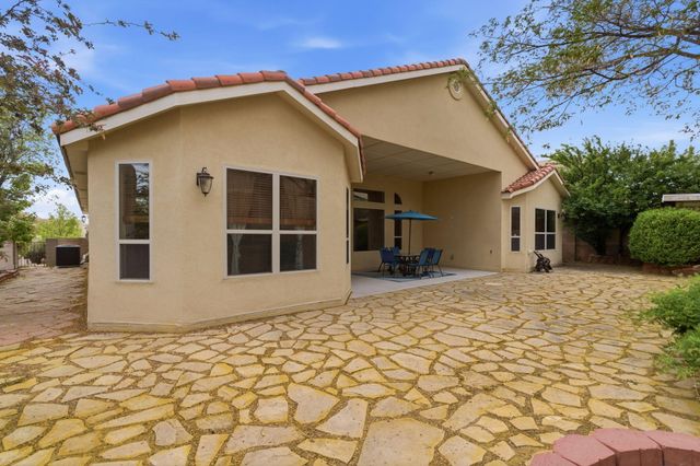 8715 Warm Springs Road NW, Albuquerque, NM 87120