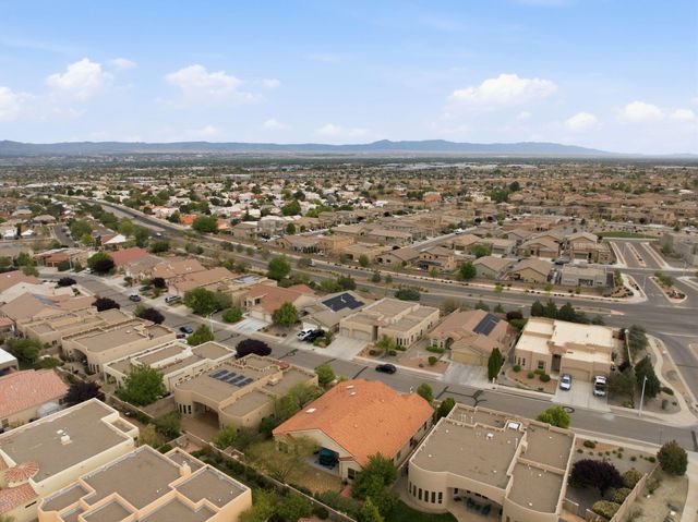 8715 Warm Springs Road NW, Albuquerque, NM 87120