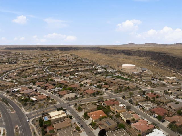 8715 Warm Springs Road NW, Albuquerque, NM 87120