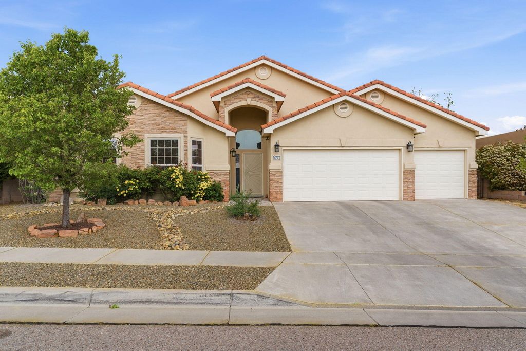 8715 Warm Springs Road NW, Albuquerque, NM 87120